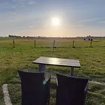 Bell-tent Luna Met Uitzicht * Hensbroek